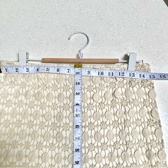 Beautiful Crochet/lace boho skirt w shabby chic resort vacay party vibe - Picture 10 of 10